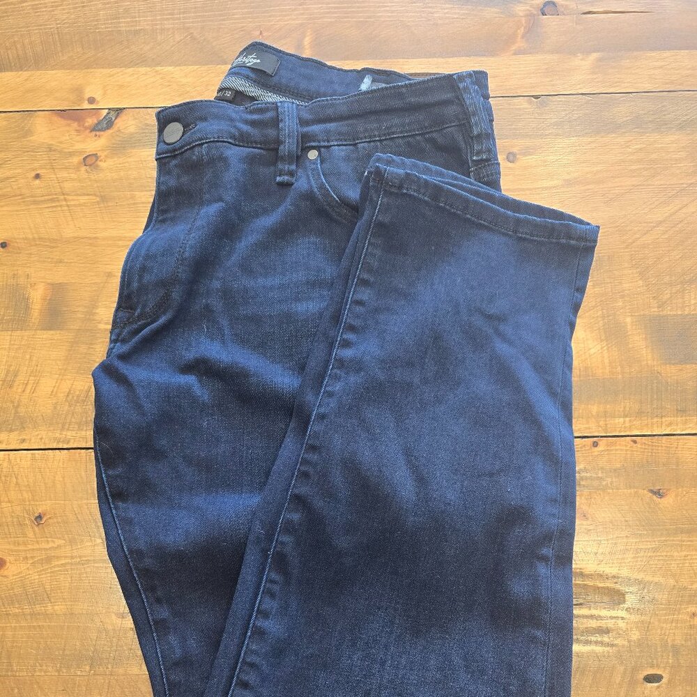 34 Heritage Mens Courage Straight Leg Jean in Indigo Blue 38/32